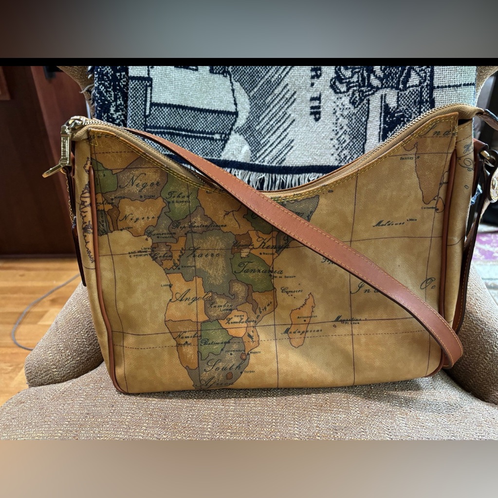 Alviero Martini Crossbody Bag